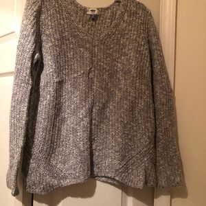 Old Navy V-Neck Sweater (Black/Gray/White)